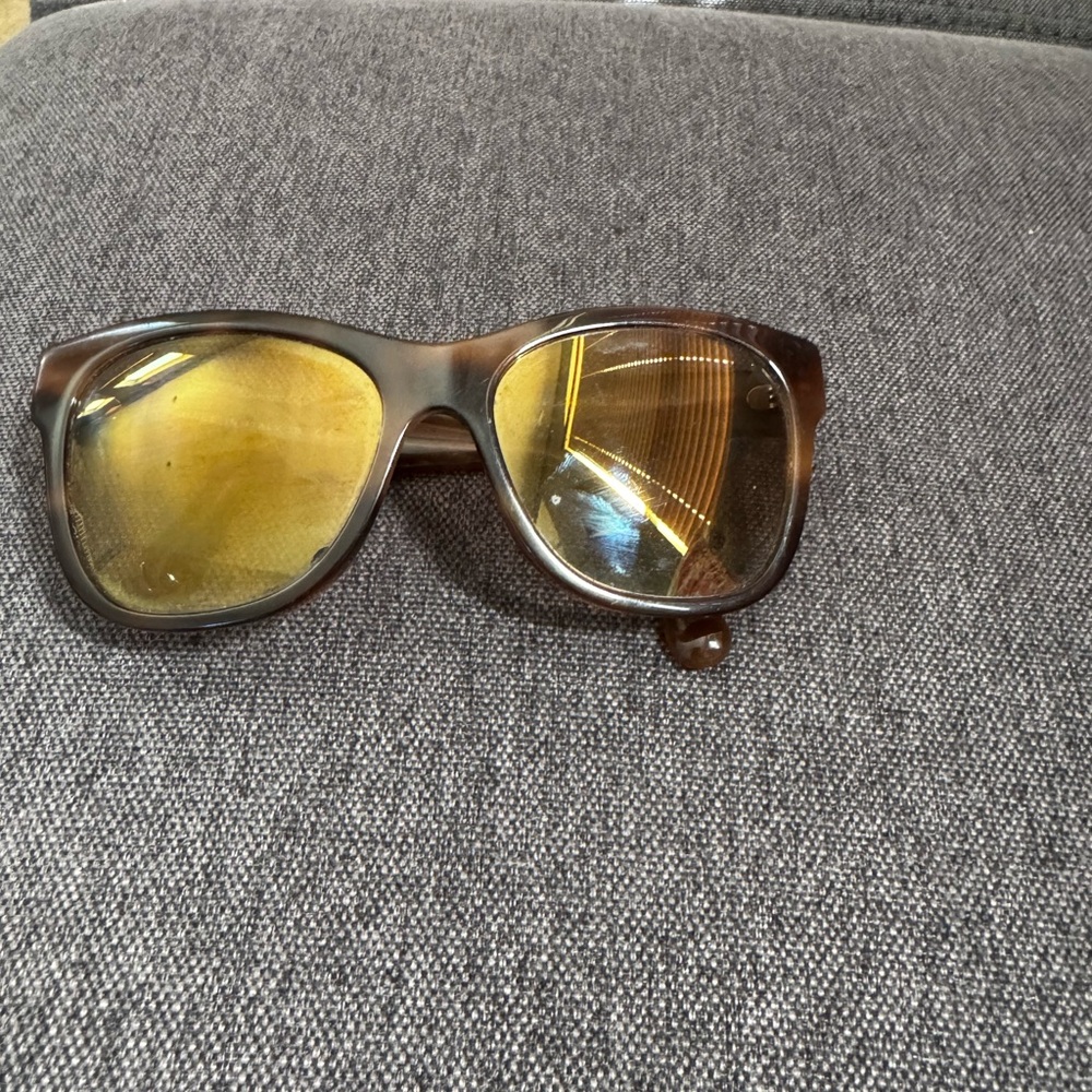 💋SOLD💋Chanel Brown Sunglasses - Picture 8 of 8